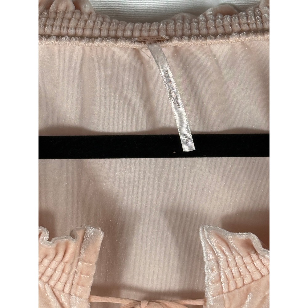 Free People Blush Pink / Peach Velvet Ruffle Sleeve Smocked Blouse Womens S - Picture 2 of 5